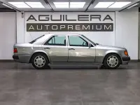 Usado Mercedes E500 320 CV (235 kW) 1992 Gris Berlina