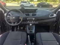 Usado Renault Scénic III Expression 110 CV (80 kW) 2013 Marrón Monovolumen