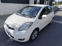 Usado Toyota Yaris Connect Style 101 CV (74 kW) 2011 Blanco Utilitario