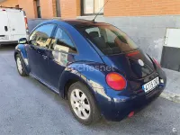 Usado VW New Beetle 170 CV (125 kW) 2003 Azul Utilitario