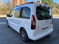 Usado Peugeot Partner Tepee Active 120 CV (88 kW) 2016 Blanco Monovolumen
