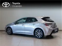 Usado Toyota Corolla Style 122 CV (89 kW) 2023 Gris / plata Berlina