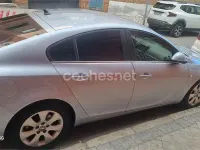 Usado Opel Insignia Selective 120 CV (88 kW) 2015 Gris / plata Berlina