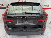 Usado Volvo XC60 Momentum 190 CV (139 kW) 2019 Negro SUV