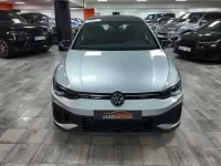 Usado VW Golf VIII GTI 300 CV (220 kW) 2023 Plateado Utilitario
