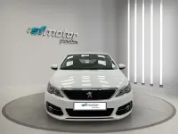 Usado Peugeot 308 Active 130 CV (95 kW) 2021 Blanco metalizado Berlina