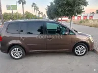 Usado VW Touran Advance 140 CV (102 kW) 2011 Marrón Monovolumen