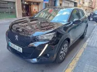 Usado Peugeot 2008 Active 110 CV (80 kW) 2021 Negro SUV