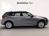 Usado Skoda Kamiq Selection 115 CV (84 kW) 2025 Gris SUV