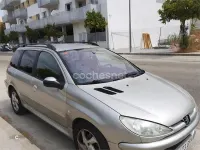 Usado Peugeot 206 90 CV (66 kW) 2005 Gris / plata Familiar