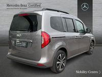 Usado Mercedes T180 116 CV (85 kW) 2023 Gris / plata Monovolumen