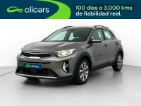 Usado Kia Stonic 120 CV (88 kW) 2023 Verde SUV
