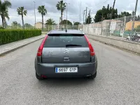 Usado Citroën C4 90 CV (66 kW) 2010 Gris / plata Berlina