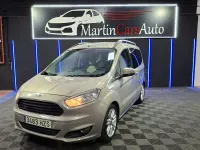 Usado Ford Tourneo Courier Ambiente 95 CV (69 kW) 2014 Beige Monovolumen