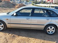 Usado Mazda 323F 115 CV (84 kW) 2000 Blanco Berlina