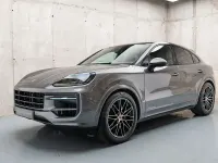 Usado Porsche Cayenne 353 CV (259 kW) 2023 Gris / plata SUV