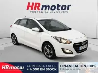Usado Hyundai i30 110 CV (80 kW) 2015 Blanco Familiar