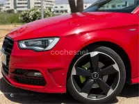 Usado Audi A3 Attraction 150 CV (110 kW) 2013 Rojo Berlina