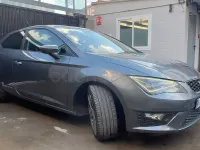 Usado Seat Leon FR 180 CV (132 kW) 2014 Gris / plata Berlina