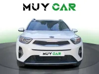 Usado Kia Stonic 101 CV (74 kW) 2021 Blanco SUV