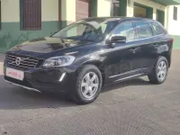 Begagnad Volvo XC60 Momentum 190 HK (139 kW) 2017 Svart SUV