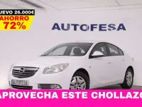 Usado Opel Insignia 140 CV (102 kW) 2012 Blanco Berlina