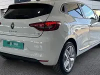 Usado Renault Clio Intens 140 CV (102 kW) 2021 Blanco Utilitario