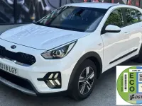Usado Kia Niro 141 CV (103 kW) 2020 Blanco SUV