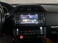 Usado Jaguar F-Pace Prestige 180 CV (132 kW) 2017 Azul SUV