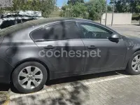 Usado Opel Insignia Essentia 130 CV (95 kW) 2010 Gris / plata Berlina