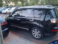 Usado Mitsubishi Outlander 140 CV (102 kW) 2007 Negro SUV