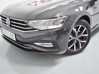 Begagnad VW Passat Executive 150 HK (110 kW) 2021 Grå Sedan
