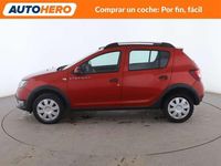 Usado Dacia Sandero Stepway 90 CV (66 kW) 2016 Rojo Utilitario