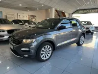 Usado VW T-Roc Advance 110 CV (80 kW) 2021 Gris / plata SUV