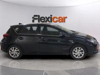 Usado Toyota Auris Hybrid Active 136 CV (100 kW) 2016 Negro Berlina