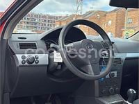 Usado Opel Astra GTC Sport 105 CV (77 kW) 2005 Rojo Berlina