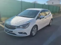 Usado Opel Astra Business 110 CV (80 kW) 2018 Blanco Berlina