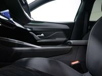 Usado Peugeot 308 GT 130 CV (95 kW) 2022 Verde Berlina