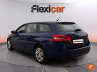Usado Peugeot 308 SW Access 100 CV (73 kW) 2019 Azul Familiar