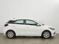 Usado Hyundai i20 100 CV (73 kW) 2019 Blanco Berlina