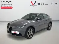 Usado Alfa Romeo Stelvio Sprint 160 CV (117 kW) 2024 Gris / plata SUV