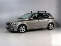 Usado Kia Ceed 105 CV (77 kW) 2011 Gris Utilitario