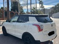 Usado Ssangyong (KGM) Tivoli Limited 128 CV (94 kW) 2016 Blanco SUV