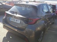 Usado Toyota Yaris Hybrid Active 116 CV (85 kW) 2025 Marrón Utilitario