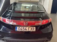 Usado Honda Civic Executive 140 CV (102 kW) 2007 Negro Berlina