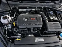 Usado VW Golf VII GTI 245 CV (180 kW) 2018 Gris / plata Berlina
