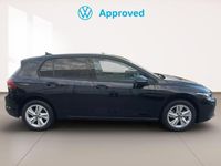 Usado VW Golf VIII Life 110 CV (80 kW) 2023 Negro profundo (efecto perla) Berlina