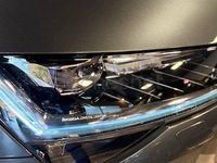 Usado Skoda Superb Style 200 CV (147 kW) 2022 Gris / plata Familiar