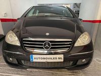 Usado Mercedes A180 109 CV (80 kW) 2007 Negro Utilitario