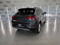 Usado VW T-Roc Life 150 CV (110 kW) 2024 Gris SUV
